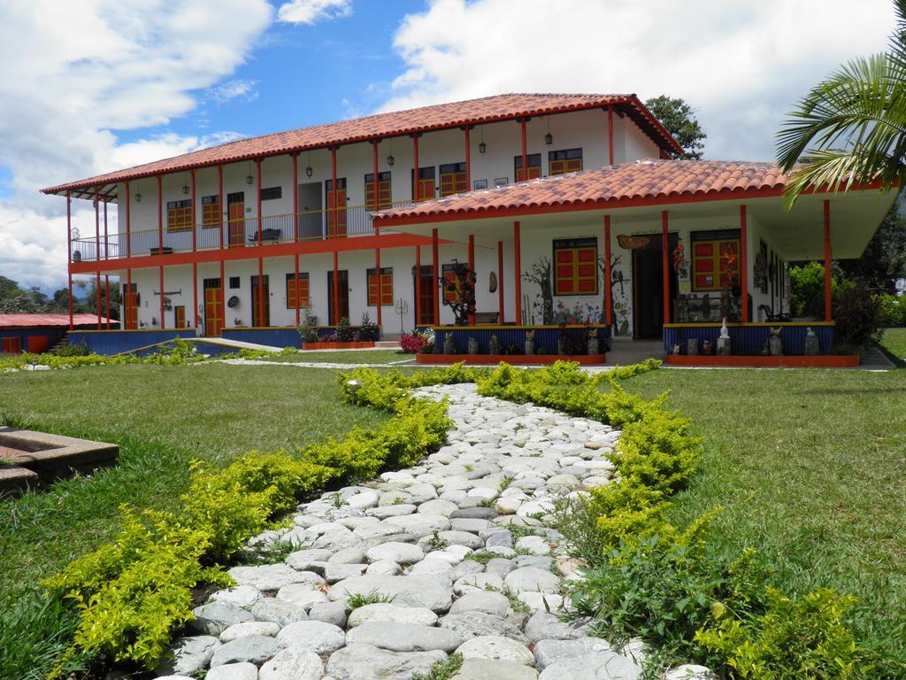Finca Hotel La Rivera Calarcá Buitenkant foto