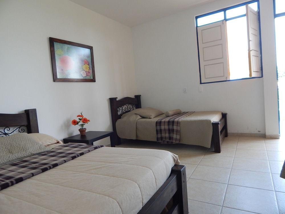 Finca Hotel La Rivera Calarcá Buitenkant foto